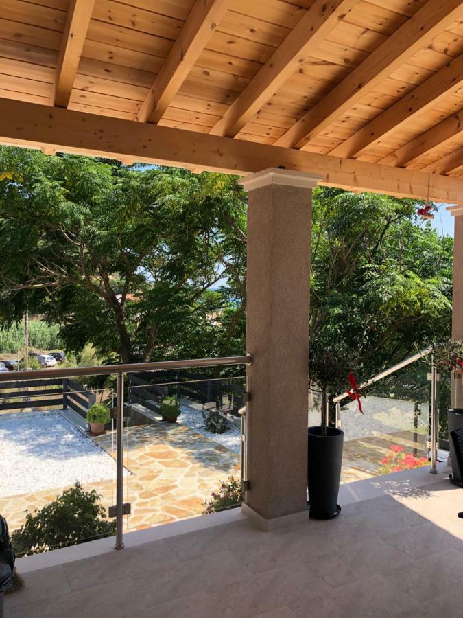 Villa Aelia Gardeno Vitalades Ngoại thất bức ảnh